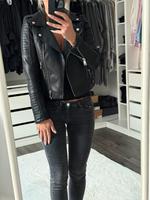 Vero Moda Kunstlederjacke Größe S schwarz Hessen - Sinntal Vorschau