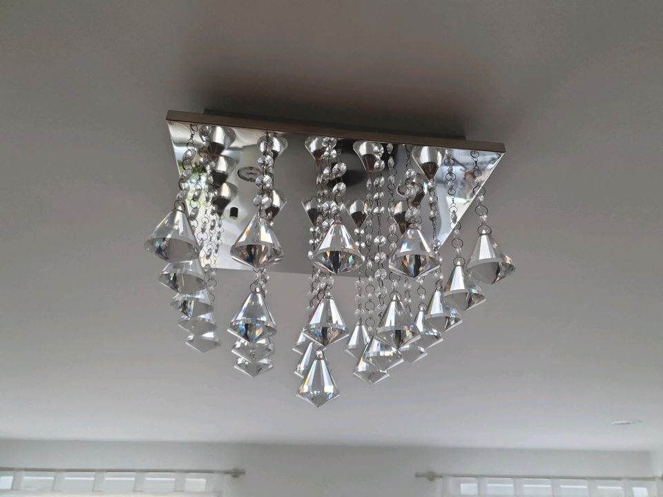 Lampe (Kristall) für Wohnzimmer /Schlafzimmer   LED in Limbach-Oberfrohna