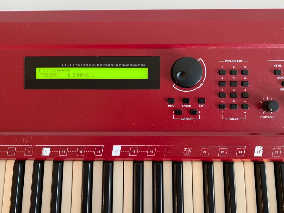 Quasimidi Cyber 6 / MIDI Master Keyboard in Altrip