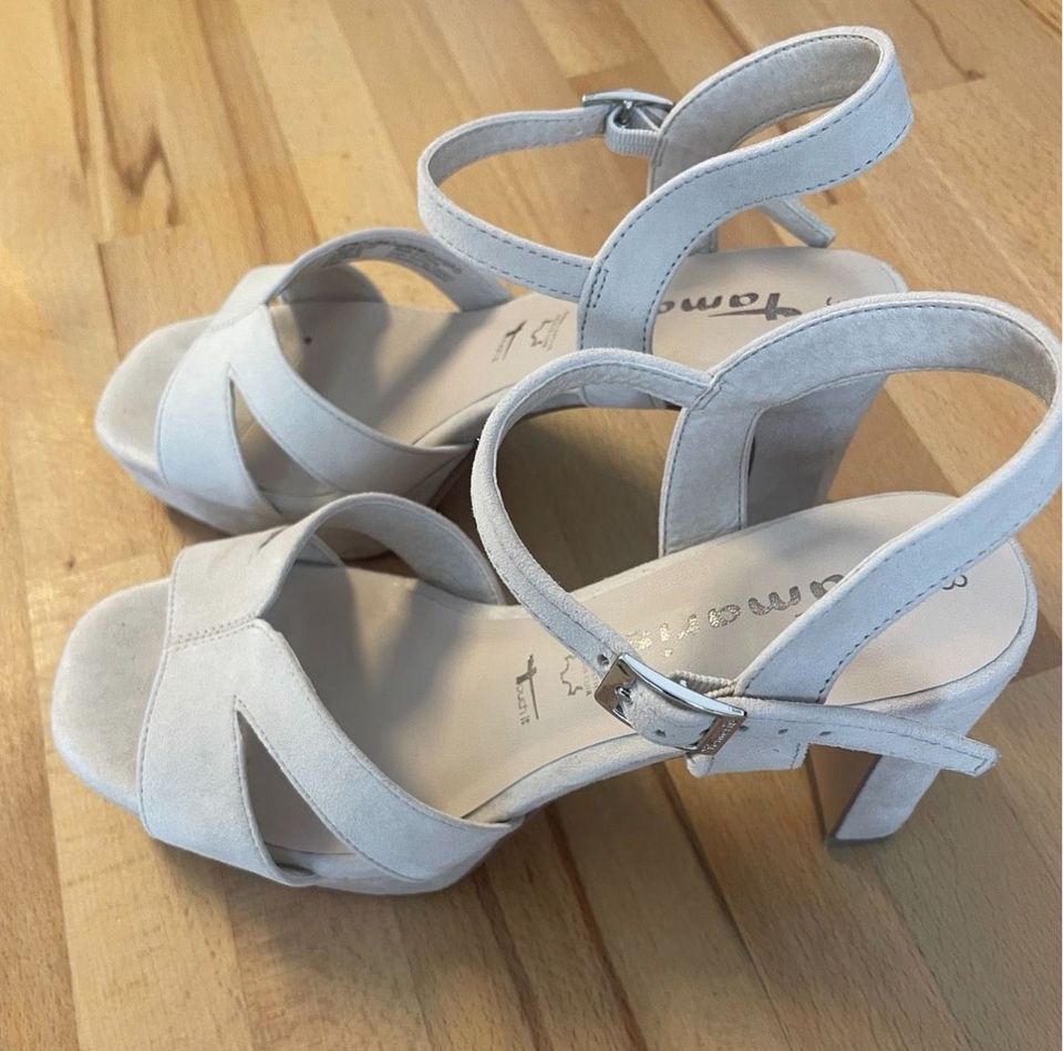 Damenschuhe Sandalen Schuhe in Fritzlar