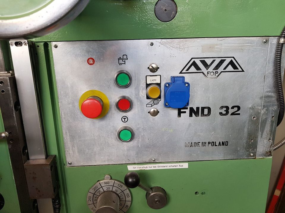 Universalfräsmaschine AVIA FND 32 keine Deckel in Reilingen