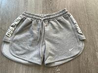 Nike Pro Shorts Gr. S Hessen - Vellmar Vorschau
