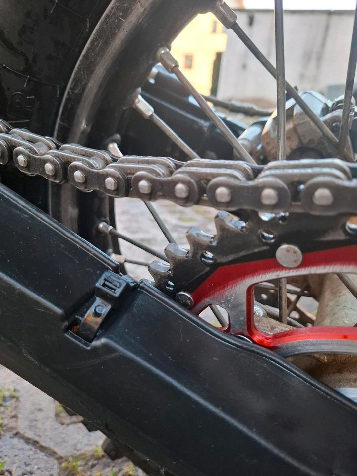 BETA 300 RR BJ 2015 ENDURO mit Ersatzteilen Tausch Möglich in Schwallungen