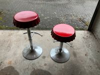 2 Designer Barhocker - bottlecap rot - an Selbstabholer Nordrhein-Westfalen - Hagen Vorschau