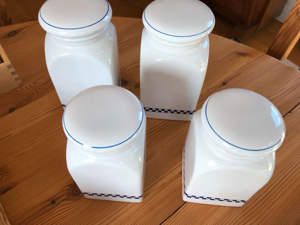 Vier Vorratsdosen Porzellan blau weiß in Ottersberg