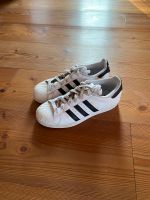Adidas Superstar Sneaker Schuhe Gr. 37 weiß schwarz Bayern - Prien Vorschau