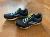 Brooks Levitate 2 US 9,5 EU 43 Laufschuhe München - Schwabing-Freimann Vorschau