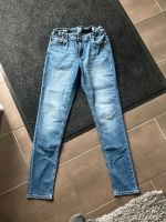 Jack & Jones Jeans Slim Glenn Gr. 170 super Zustand Schleswig-Holstein - Schretstaken Vorschau