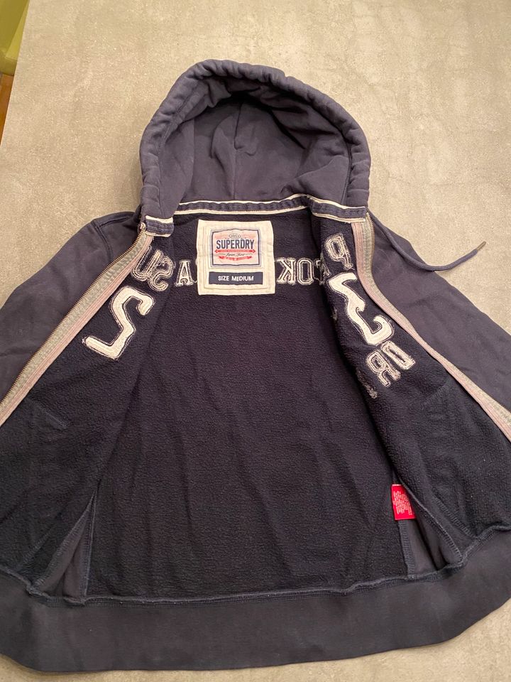 Superdry Kapuzenjacke Sweatjacke Gr. M in Krefeld