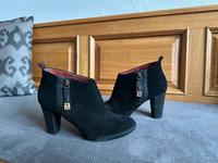 Hilfiger Ankleboots 39 Bayern - Wolnzach Vorschau