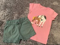 Set, JAKO-O rosa Pferde-Shirt, khaki C&A Shorts 116/122 Nordrhein-Westfalen - Hamminkeln Vorschau