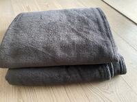 Tukan Kuscheldecke Plüschdecke Mikrofaser grau/anthrazit 2 Stück Bayern - Bockhorn Vorschau