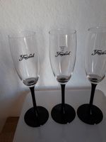 3 Freixenet Sekt Gläser, schwarzer Stiel, 1 Glas geeicht Hessen - Dieburg Vorschau
