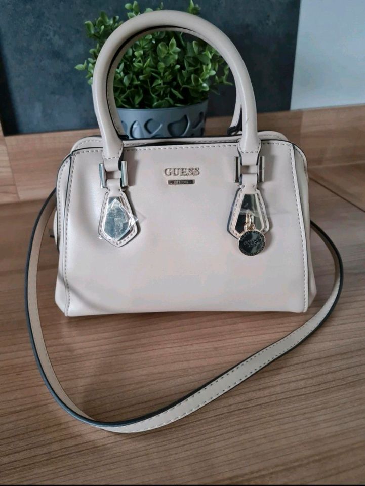 Guess Handtasche Sofie 35x25 in Schenklengsfeld