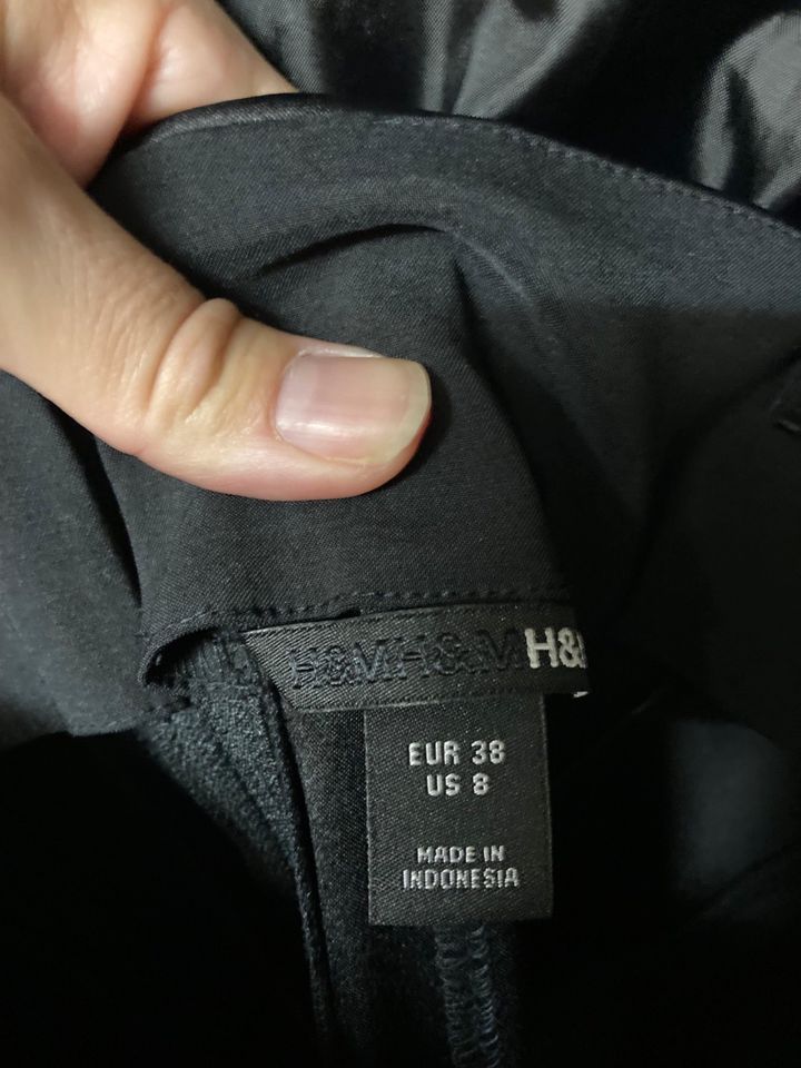 Diverse Markenkleidung abzugeben…H&M, Orsay, Esprit… in Schöffengrund