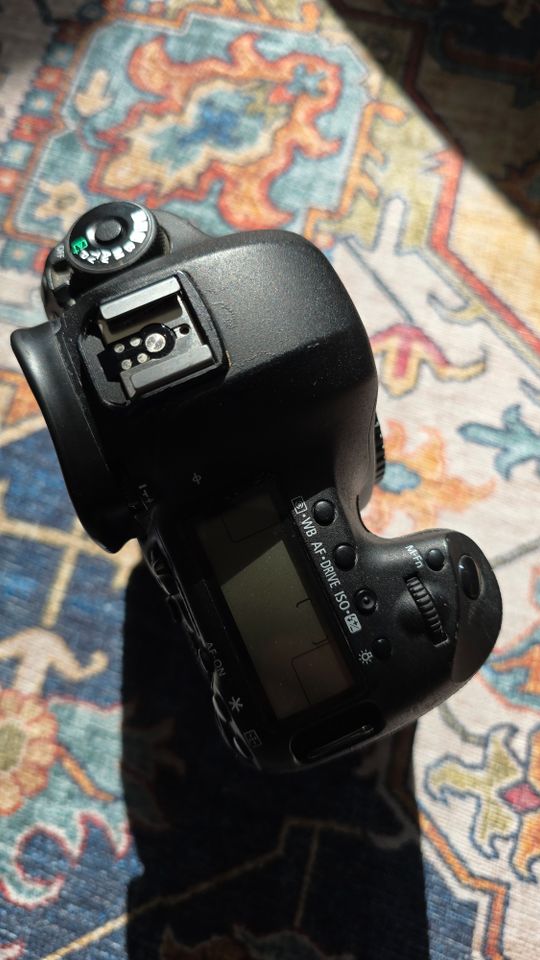 Canon EOS 5D Mark III + BG-E20 + CF Speicherkarte // 5d3 5D 3 in Köln