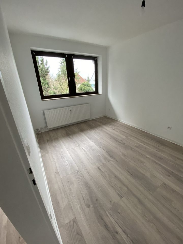 Bielefeld Brackwede 2 Zimmer 50 m² Wohnung/Einbauküche/Balkon in Bielefeld