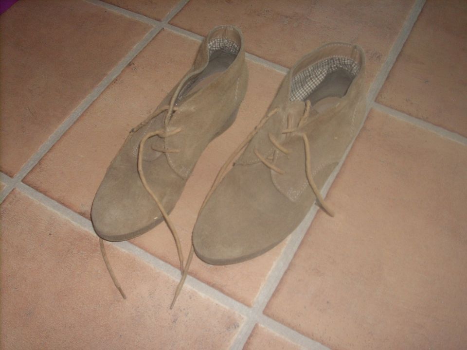 Janet D - Tolle Schuhe mit Keilabsatz in Gr. 38 in Warstein