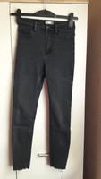 Bershka Jeans Gr. 34 Hessen - Frankenberg (Eder) Vorschau