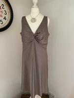 Esprit Kleid Gr. 40 beige/creme Hessen - Weinbach Vorschau