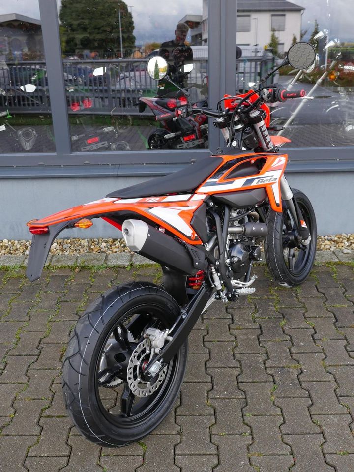 Beta RR 125 4T SM T - Super Moto - alle Farben in Deggendorf