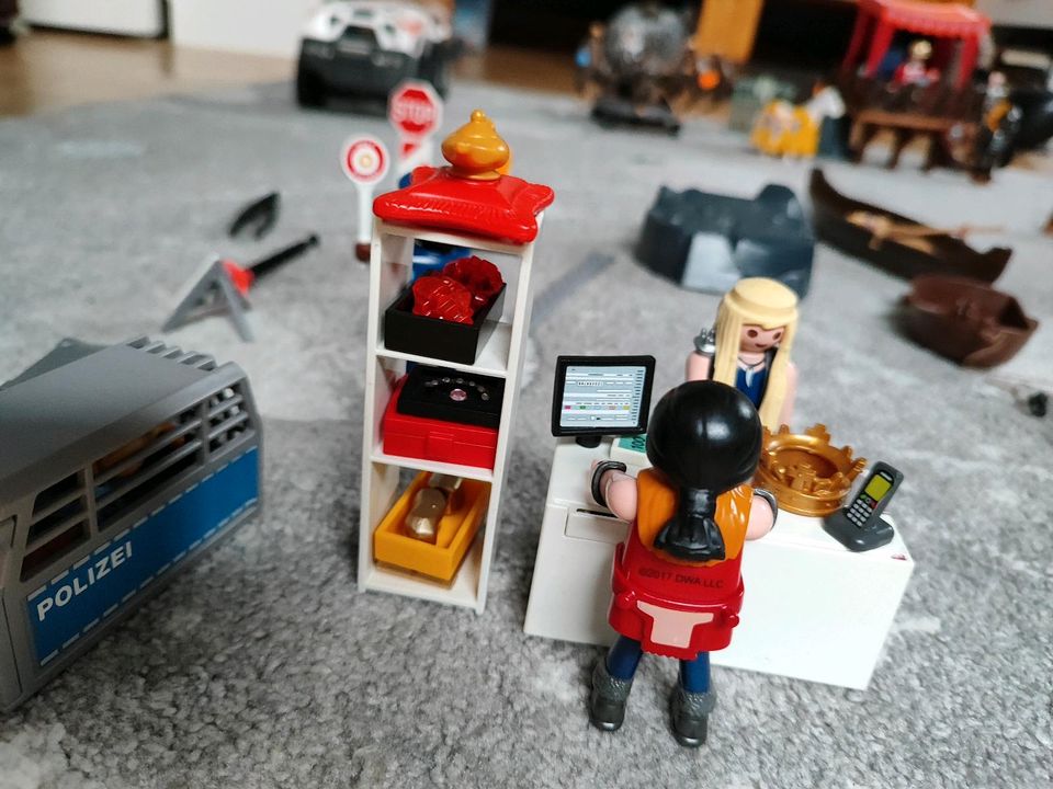 Playmobil 9243 Insel Berk + Dragos Schiff 9244 in Meppen