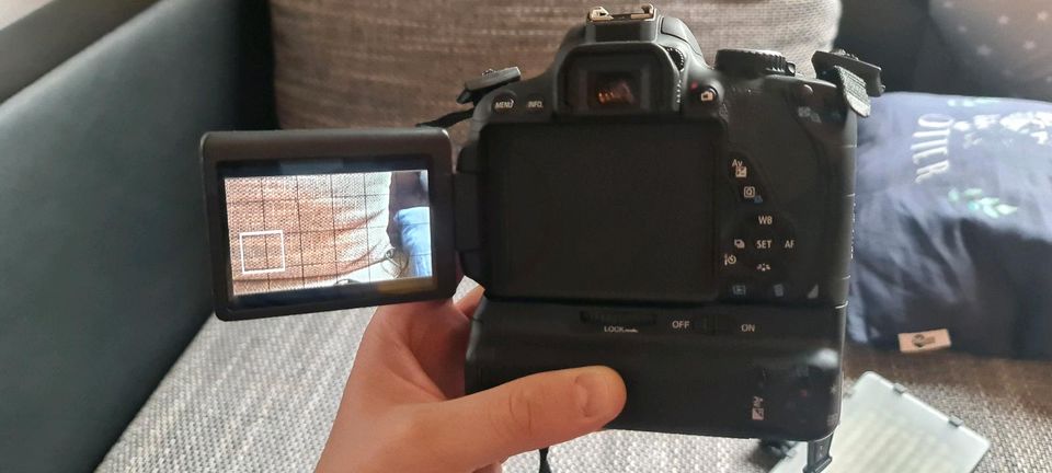 Canon EOS 650D Spiegelreflexkamera mit viel Zubehör in Kiel