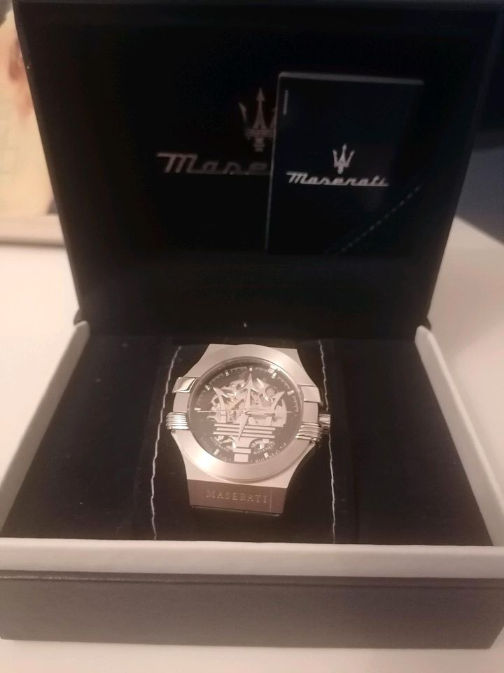 Armbanduhr Maserati in Herzfelde