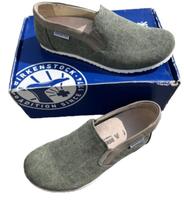 Birkenstock Damen/Herren Sommer Schuhe Jenks Slipper khaki Gr.42 Hamburg-Nord - Hamburg Langenhorn Vorschau