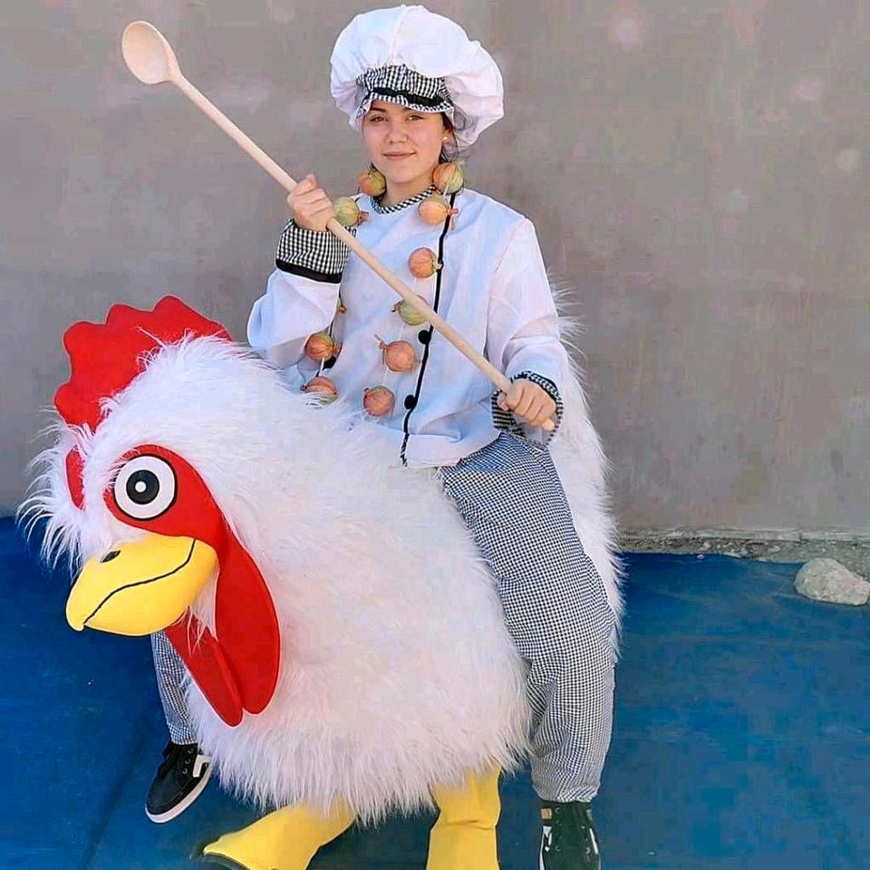 Crazy Chicken Maskottchen Kostüm Huhn Fasching Cowboy Hase Ostern in Berlin