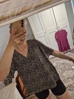 Only Kurzarm Bluse V Ausschnitt Muster M L XL Nordrhein-Westfalen - Herscheid Vorschau