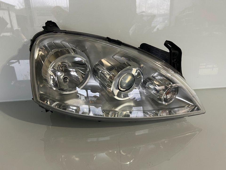 Scheinwerfer Opel Corsa C 0096726 rechts Frontscheinwerfer Lampe in Wilnsdorf