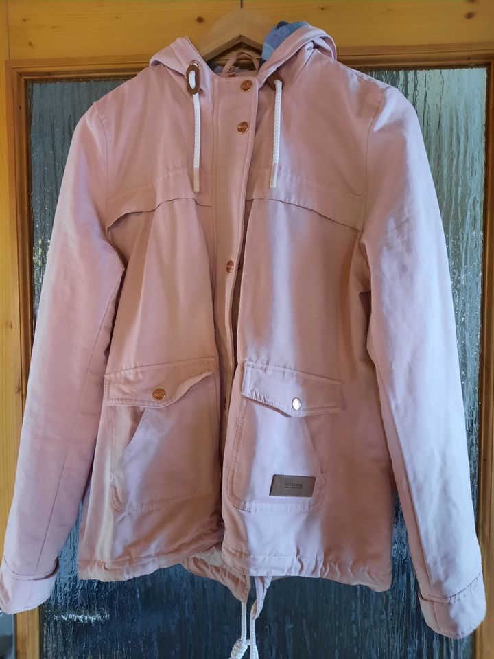 Review Jacke Größe M - Hellblau/mint -  rosa in Alsbach-Hähnlein