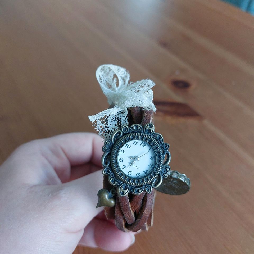 Vintage Armbanduhr in Hambühren