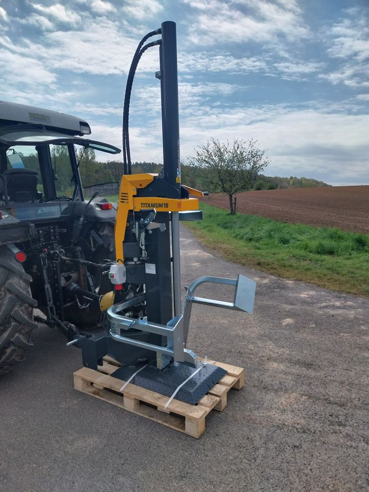 Holzspalter Uniforest Titanium 14 in Hünfeld