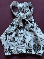 Neu Bershka Top Shirt Oberteil bauchfrei S 36 Sachsen - Naunhof Vorschau
