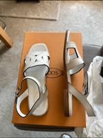 TODS SANDALEN „NEU“ Nordrhein-Westfalen - Oberhausen Vorschau