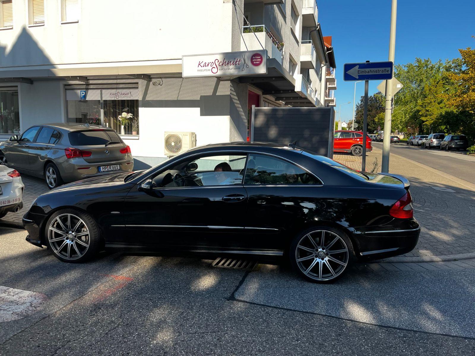 Abbildung des Autos Mercedes-Benz 350