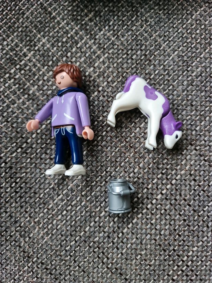 Playmobil 70263 Mann mit Kalb in Machern