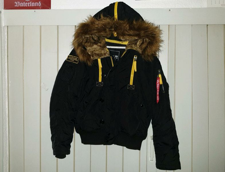 Alpha industries Jacke Bomberjacke Steppjacke Fell Winterjacke M in  Thüringen - Jena | eBay Kleinanzeigen ist jetzt Kleinanzeigen