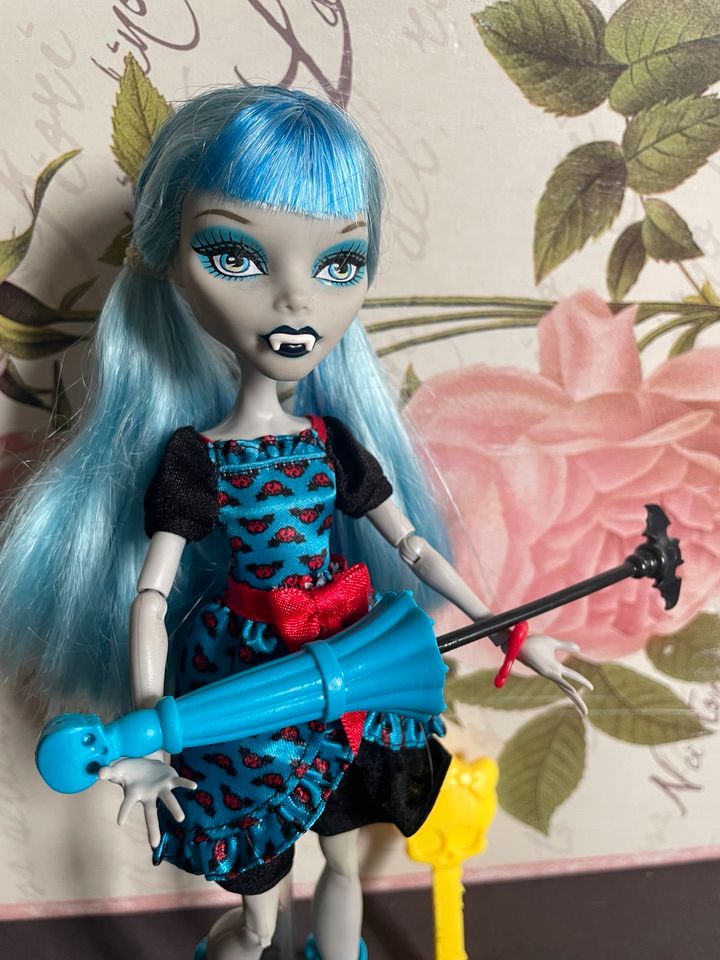 Monster High Ghoulia Fatale Fusion in Berlin
