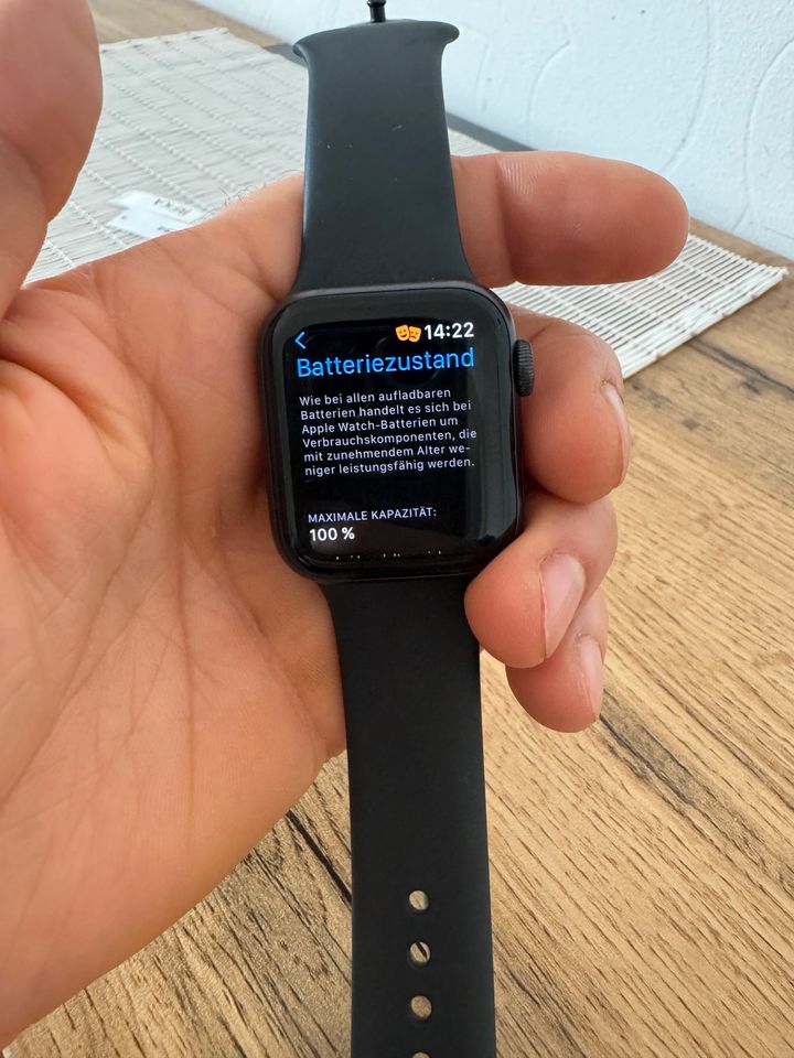 APPLE WATCH Series S6 LTE 40Alu SP spacegr in Bremerhaven