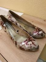Toller Pumps von Tamaris. Leder gr.39 Sachsen-Anhalt - Gommern Vorschau