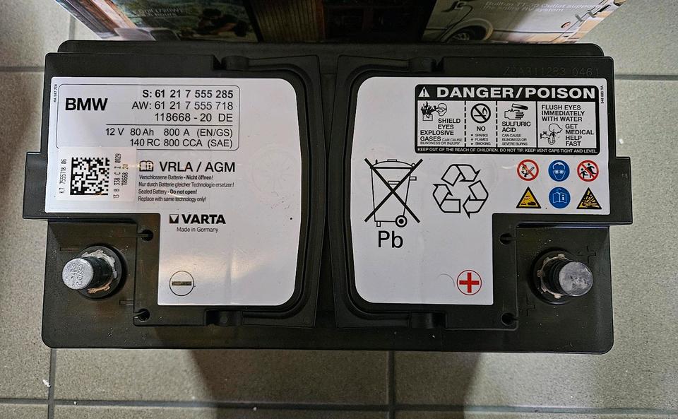 BMW Original AGM Auto Batterie 12V 80Ah 118668 61 21 555 285 in Kassel