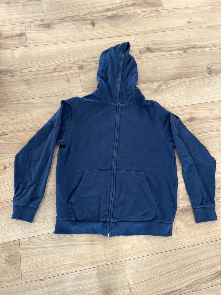 Hoodie Gr 146/152 von H&M in Markt Schwaben