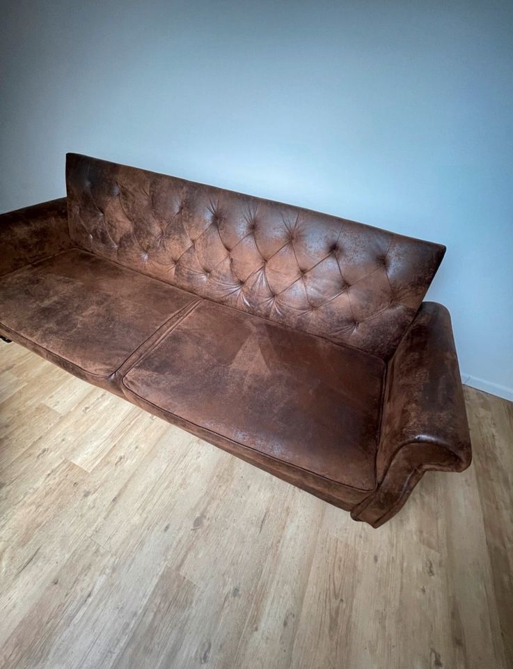 Couch  in Leder Optik in Hanau