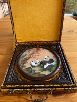 Shu Sichuan Embroidery chinesische Stickereikunst Panda Bären Bayern - Bernried Niederbay Vorschau