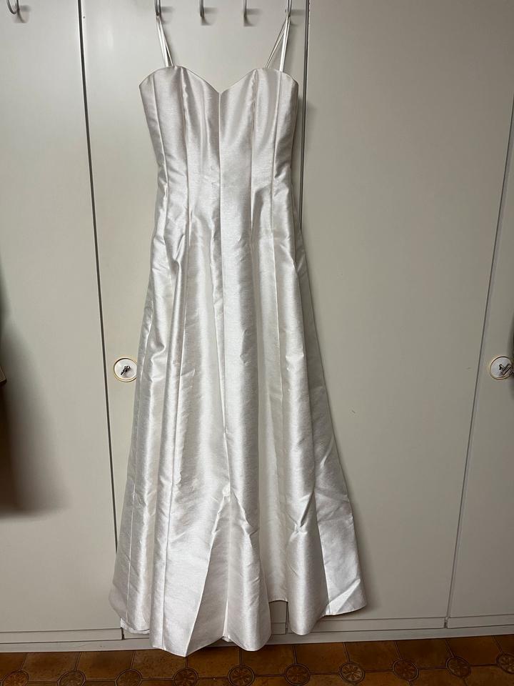 Brautkleid Corsagenkleid von Cymbeline Paris kleine Gr 38 in Stuttgart