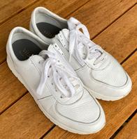Sneaker aus weichem Hirschleder Größe 40 von VITAFORM Dresden - Johannstadt Vorschau