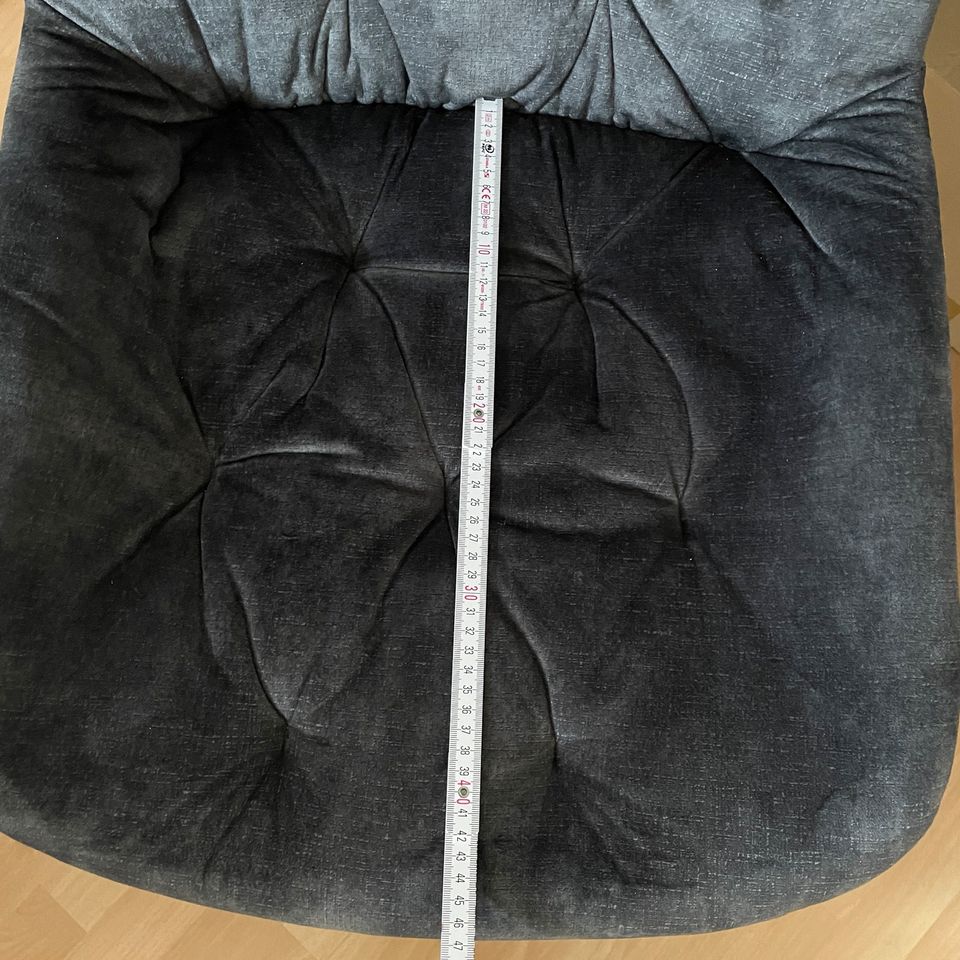 Stuhl Stühle Esszimmerstuhl grau schwarz Metall bequem in Heide